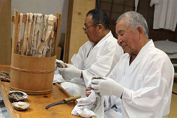 熨斗（のし）あわび